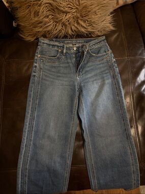 American Eagle Outfitters Womens Straight-Leg Blue Jeans